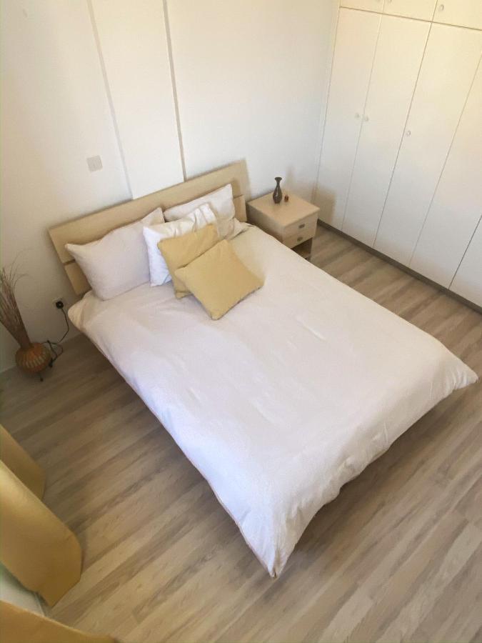 Summer Getaway: Stunning 1 Bedroom Apartment! Polis エクステリア 写真